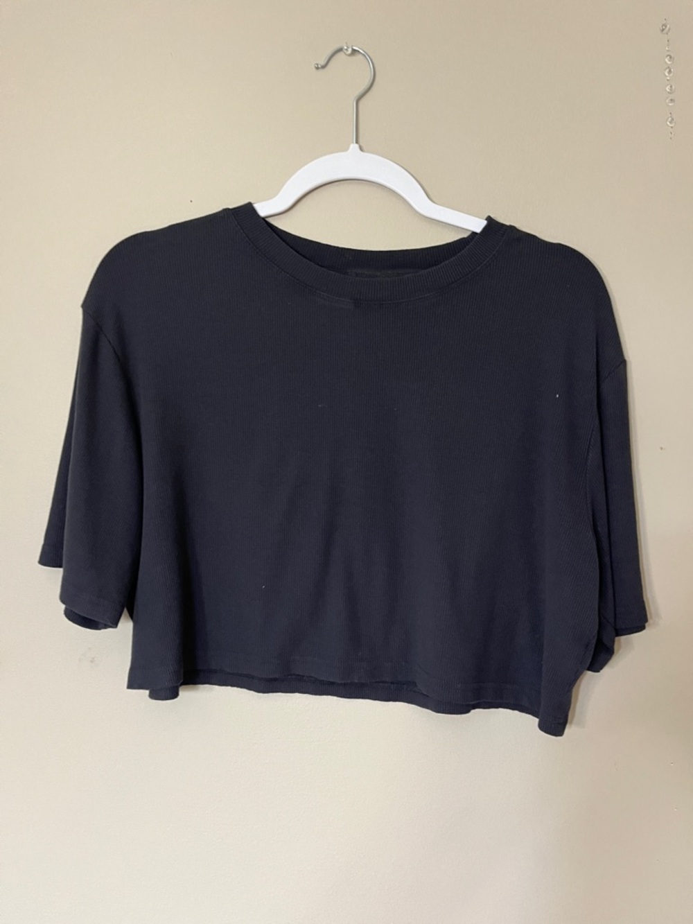 Kittenish Black Cropped Ribbed Crew Tee